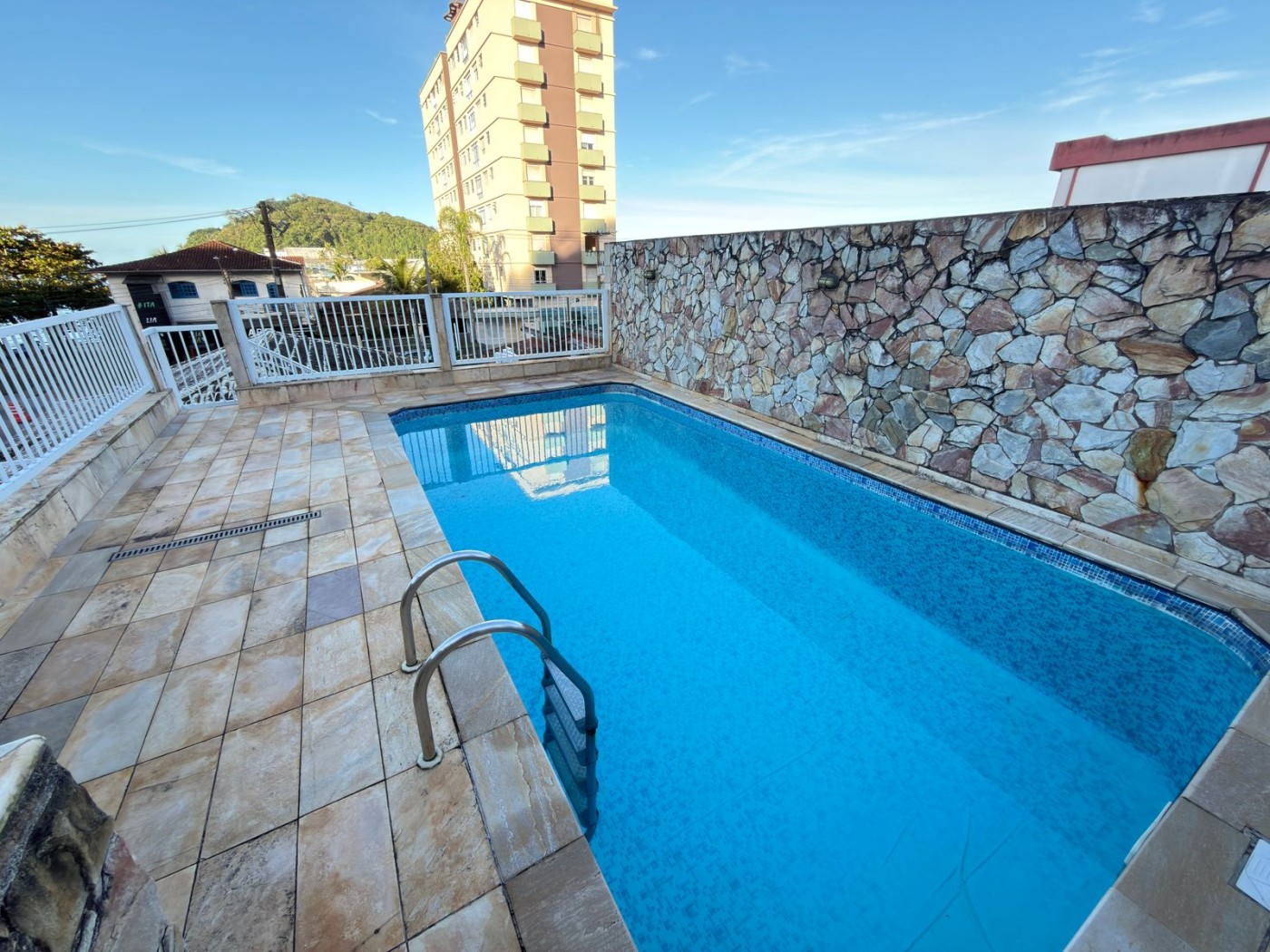 Casa alto padrão com piscina na Praia do Sonho, Itanhaém